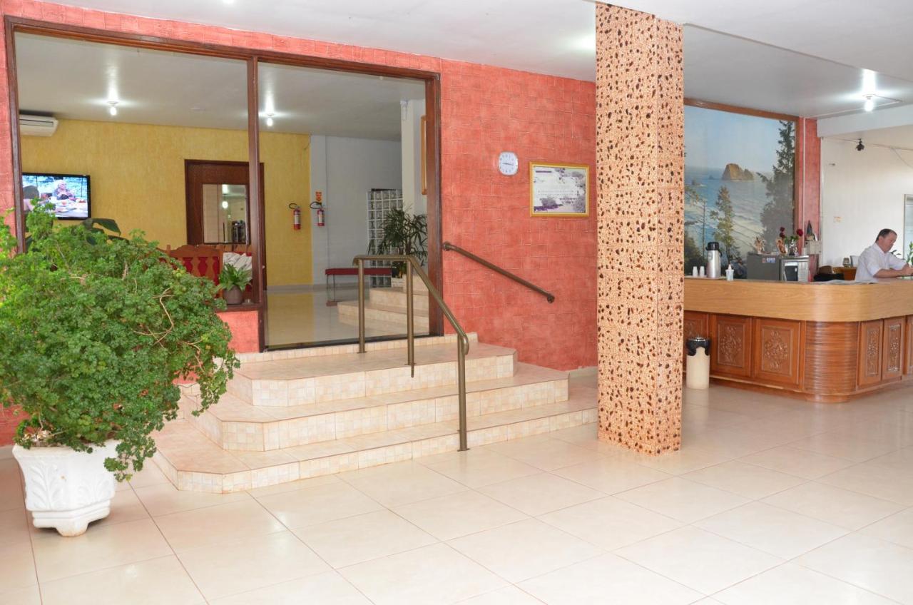 Hotel Novo Tamburi Santa Terezinha do Itaipu Esterno foto